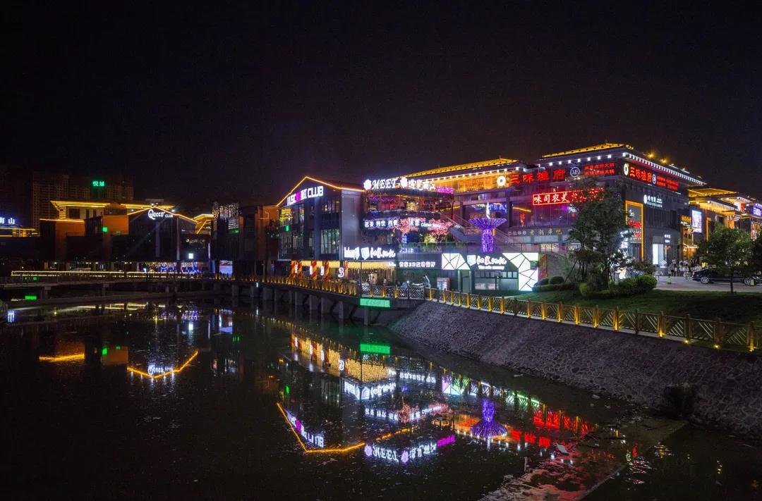 太阳市电音节再度来袭，夏日开...