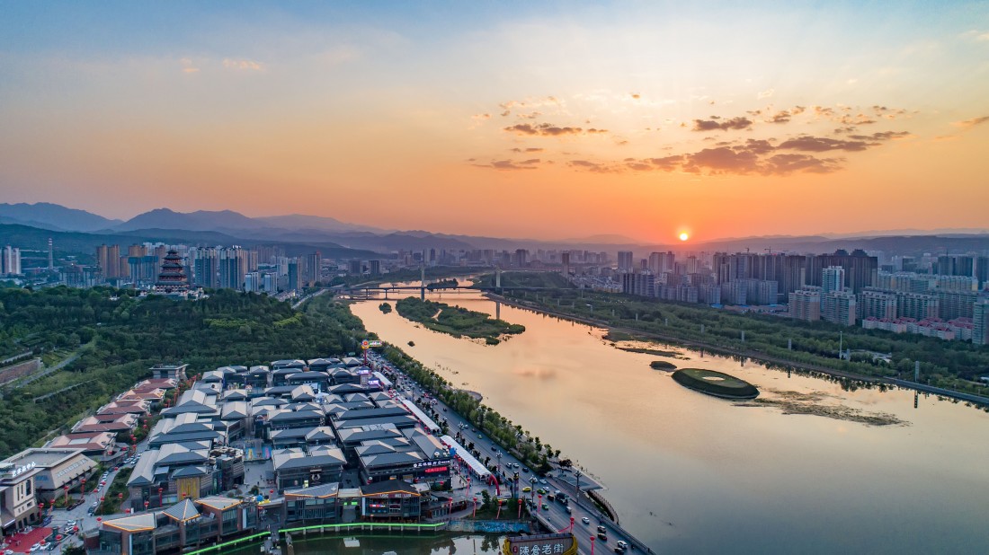 【号外】来太阳市消费，得泊辛...